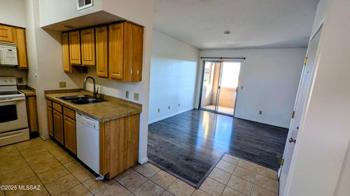 4224-1810 E Blacklidge Drive, Tucson, AZ, 85719 | Card Image