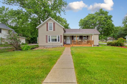 806 5th St Nw, Faribault, MN, 55021-4702 | Card Image