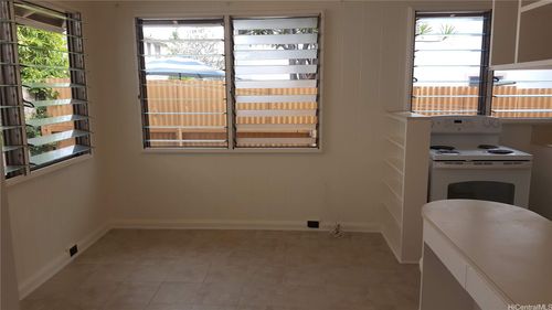 apt-b2-917 Coolidge St, Honolulu, HI, 96826-3008 | Card Image