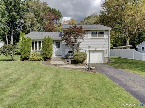 10 Shady Dr, Wallingford, CT, 06492-4918 | Card Image