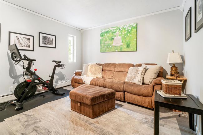 Second family room area | Image 31