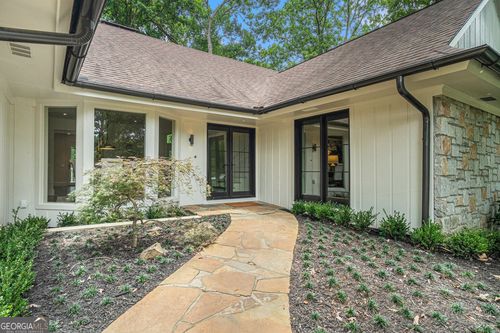 615 Colebrook Ct, Atlanta, GA, 30327-4710 | Card Image