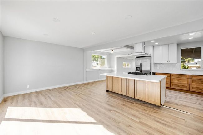 12119 Los Coyotes Ave, House other with 3 bedrooms, 2 bathrooms and 2 parking in La Mirada CA | Image 6
