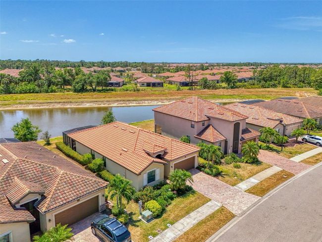 12315 Canavese Ln, House other with 4 bedrooms, 3 bathrooms and null parking in Venice FL | Image 9