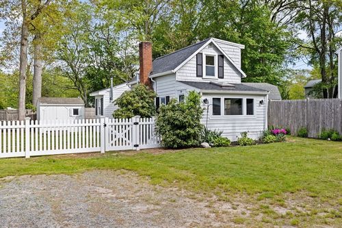 216 Waltham St, Hanson, MA, 02341-2156 | Card Image