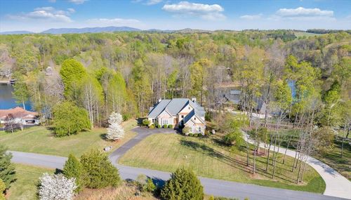 85 Cedar Bay, Union Hall, VA, 24176-4069 | Card Image