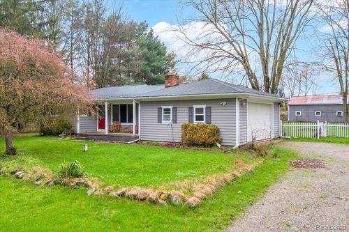 4360 Sherwood Rd, Ortonville, MI, 48462-9273 | Card Image