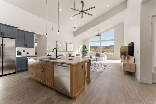 4380 E Sego Lily Cir, Kanab, UT, 84741 | Card Image