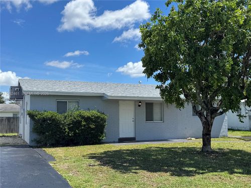 2669 Nw 24th Ct, Fort Lauderdale, FL, 33311-2819 | Card Image