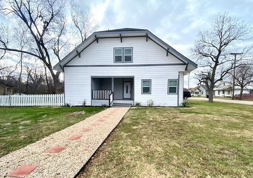 3631 Bourland St, Greenville, TX, 75401-3106 | Card Image