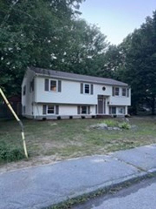 84 Catherine St, Gardner, MA, 01440-2017 | Card Image