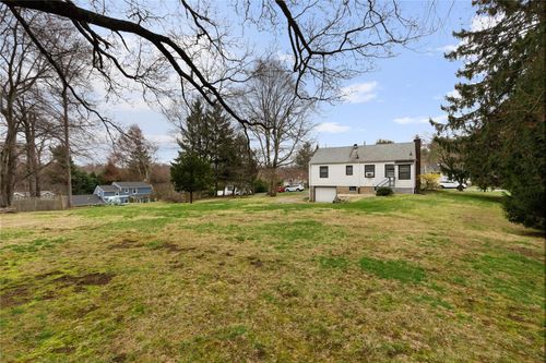 12 Brundage St, North Castle, NY, 10504-2003 | Card Image