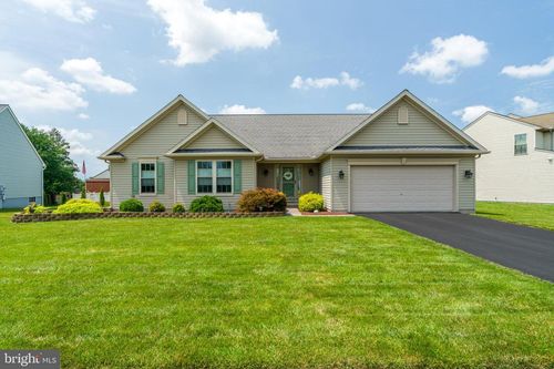280 Greystone Ln, QUARRYVILLE, PA, 17566-1373 | Card Image