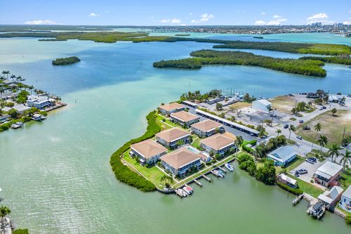apt-g7-330 Kon Tiki Dr, NAPLES, FL, 34113-8606 | Card Image