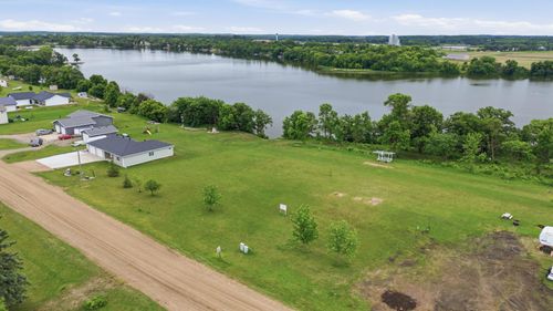 463 N Shore Dr, Underwood, MN, 56586-9438 | Card Image
