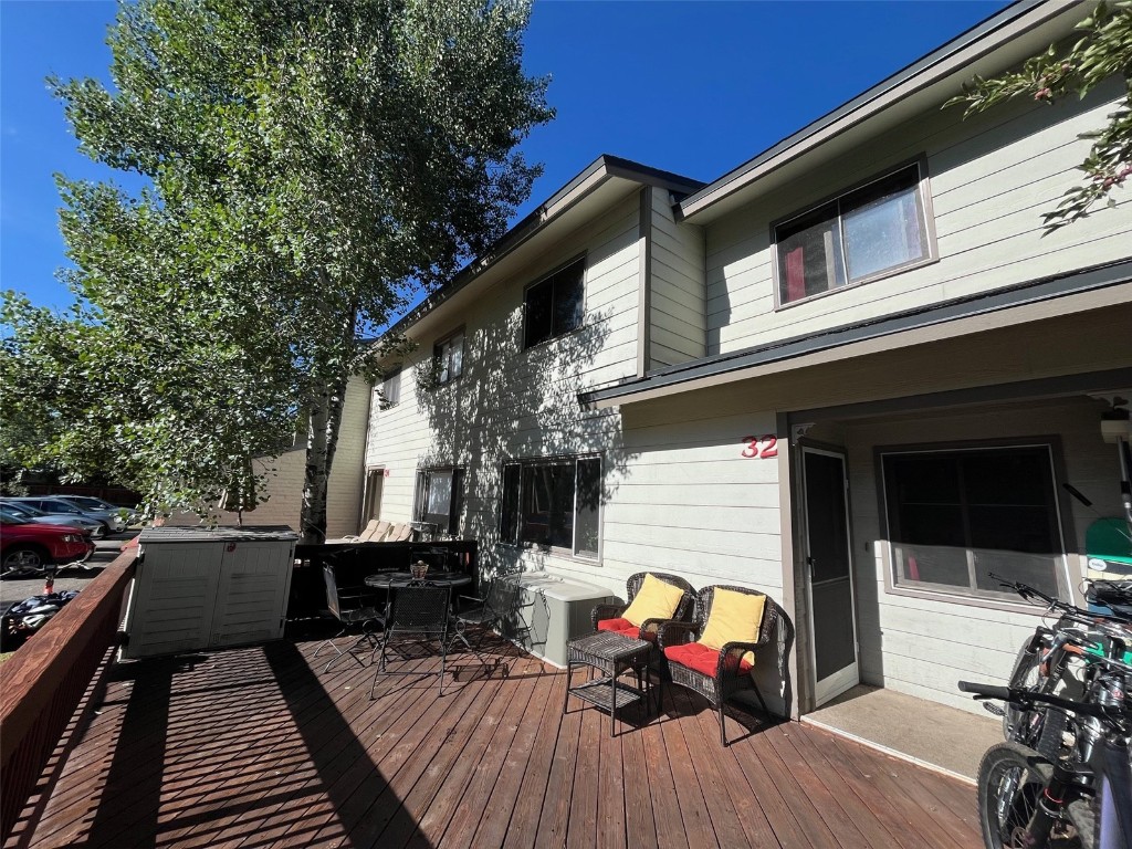 Cedar Ct, Steamboat Springs, CO 80487