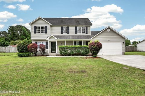 111 Marshall Farm Rd, Jacksonville, NC, 28546-9597 | Card Image