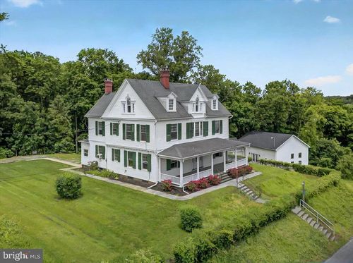 1 N Landvale St, YORK HAVEN, PA, 17370-9112 | Card Image