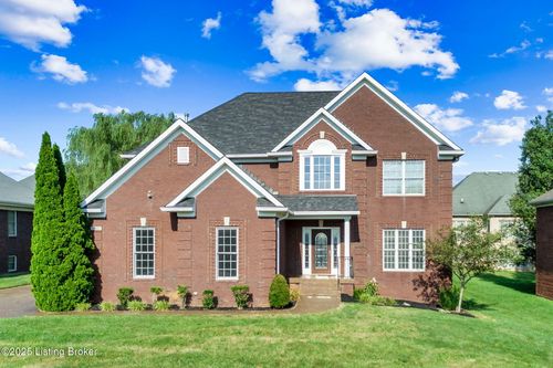 7907 Niemann Dr, Louisville, KY, 40291-4131 | Card Image