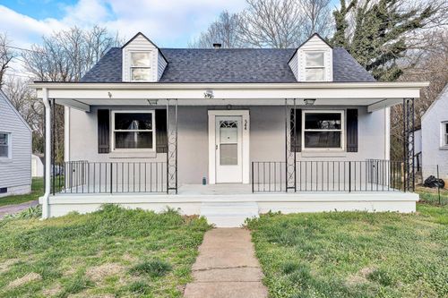 544 Westwood Blvd Nw, Roanoke, VA, 24017-4928 | Card Image