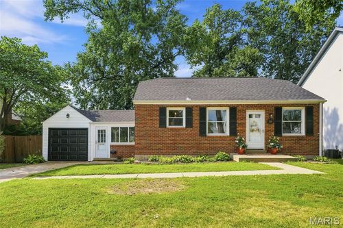 320 Fairway Ln, Kirkwood, MO, 63122-2931 | Card Image
