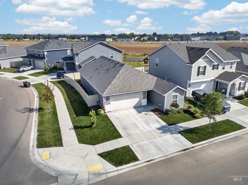 514 W Learmont St, Meridian, ID, 83642-1110 | Card Image