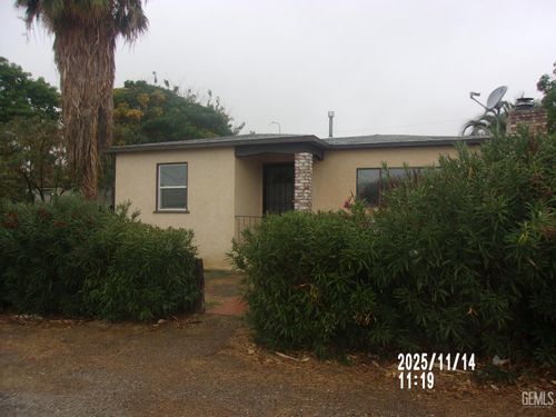 421 Broadway, Maricopa, CA, 93252-8002 | Card Image