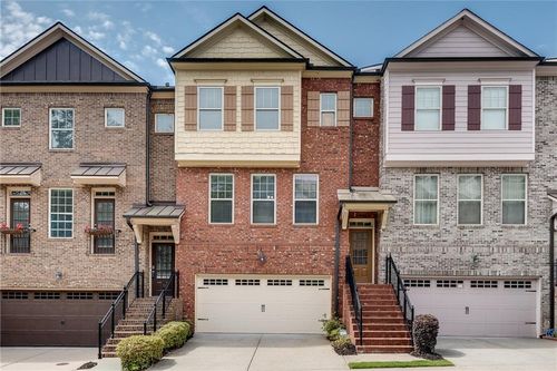9005 Woodland Trl, Alpharetta, GA, 30009-8759 | Card Image