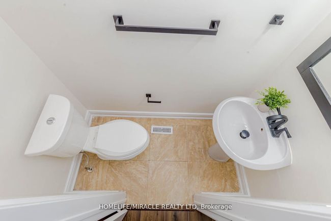 44 Leatherhead Crt, House other with 6 bedrooms, 5 bathrooms and 2 parking in Brampton ON | Image 15