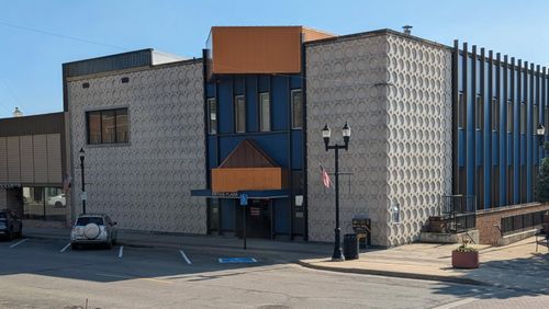 101 S 1st St, Montevideo, MN, 56265-1410 | Card Image