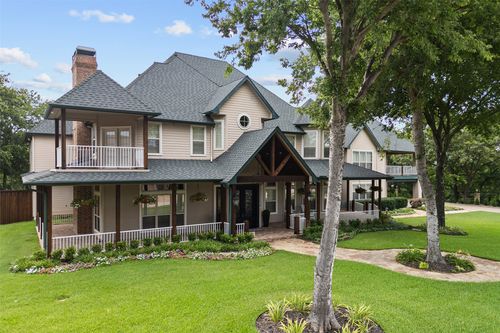 3056 N Camino Lagos, Grand Prairie, TX, 75054-6789 | Card Image