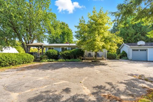 341 Feasby Rd, Uxbridge, ON, L9P1R1 | Card Image