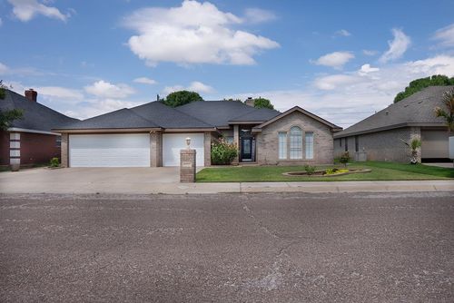 1207 Nw 16th St, Andrews, TX, 79714-2613 | Card Image