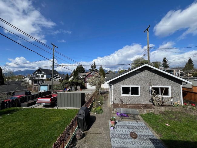 2585 Triumph Street, House other with 5 bedrooms, 2 bathrooms and 2 parking in Vancouver BC | Image 14