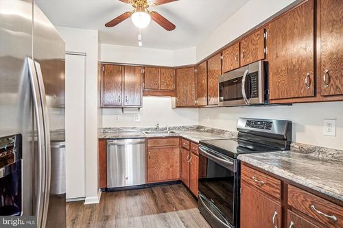 205c-1403 Key Pkwy, FREDERICK, MD, 21702-9013 | Card Image
