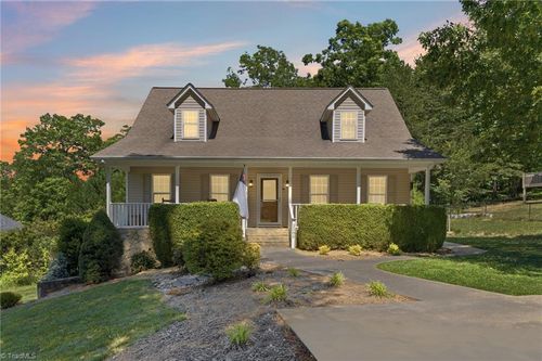 2586 Butterfly Trl, Randleman, NC, 27317-8304 | Card Image