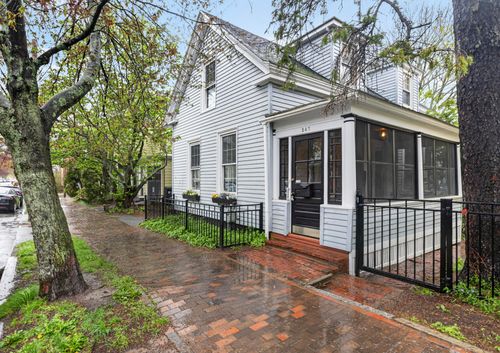 247 Brackett Street, Portland, ME, 04102 | Card Image