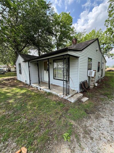 205 W Hicks, House other with 3 bedrooms, 1 bathrooms and null parking in Cardwell MO | Image 2