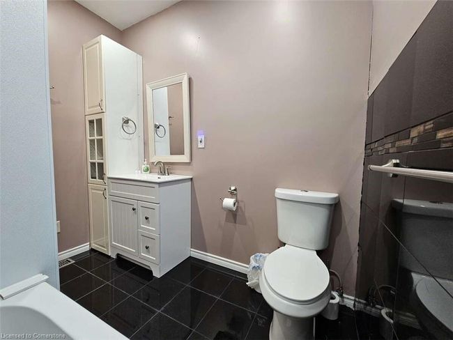 166A Talon Cres, House other with 3 bedrooms, 4 bathrooms and 6 parking in Rutherglen ON | Image 17