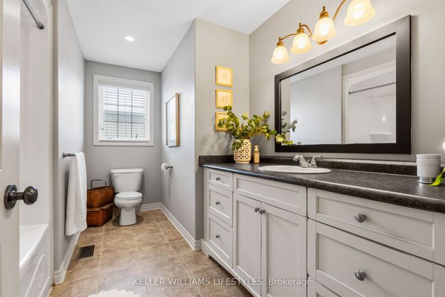8 Dogwood Trail, House other with 5 bedrooms, 4 bathrooms and 4 parking in Ilderton ON | Image 32