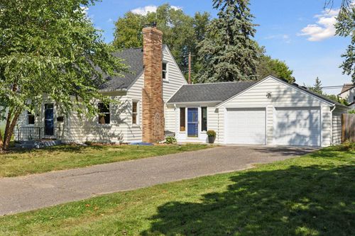 3750 Hubbard Ave N, Minneapolis, MN, 55422-2126 | Card Image