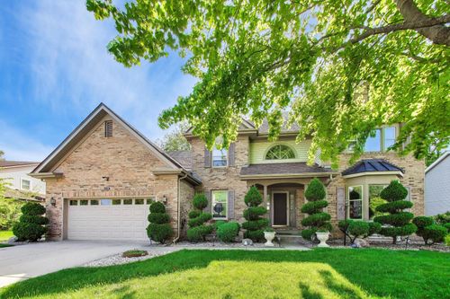 1120 Redwood Dr, Algonquin, IL, 60102-4214 | Card Image