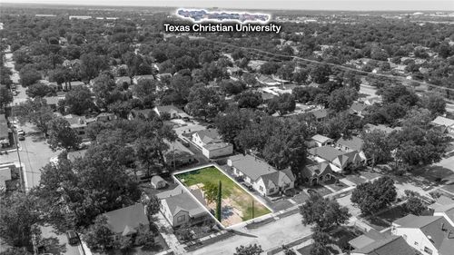 3536 S Henderson St, Fort Worth, TX, 76110-5043 | Card Image