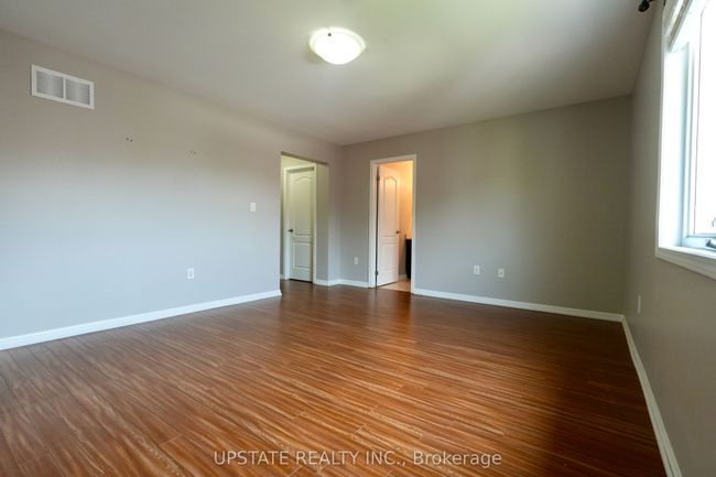 UPPER - 18 Caliper Rd, House attached with 4 bedrooms, 3 bathrooms and 2 parking in Brampton ON | Image 27