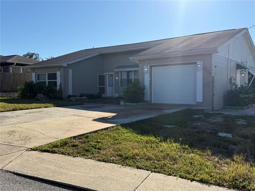 3707 Pinehurst Dr, HOLIDAY, FL, 34691-1727 | Card Image