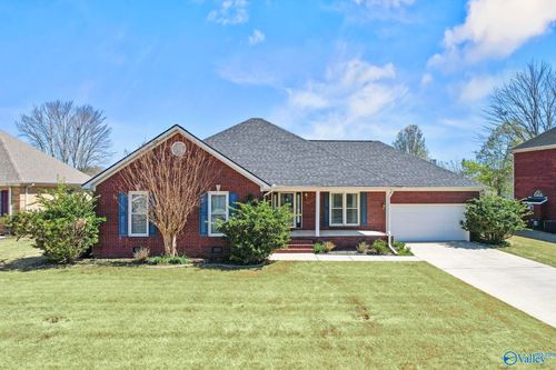 7105 Horse Hollow Dr Se, Owens Cross Roads, AL, 35763-8781 | Card Image