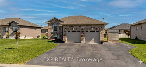 1093 Cloverdale Crt, Blezard Valley, ON, P0M1E0 | Card Image