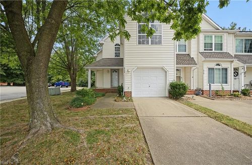 956 Allendale Dr, Hampton, VA, 23669-1247 | Card Image