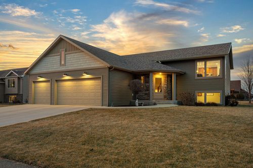 2013 12th Ave Ne, Austin, MN, 55912-2691 | Card Image