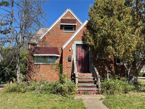 16909 Harvard Ave, Cleveland, OH, 44128-2209 | Card Image
